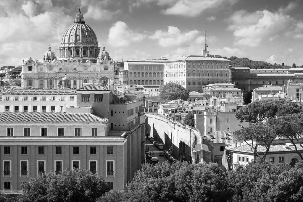 Almond Tree Vatican Рим Екстер'єр фото
